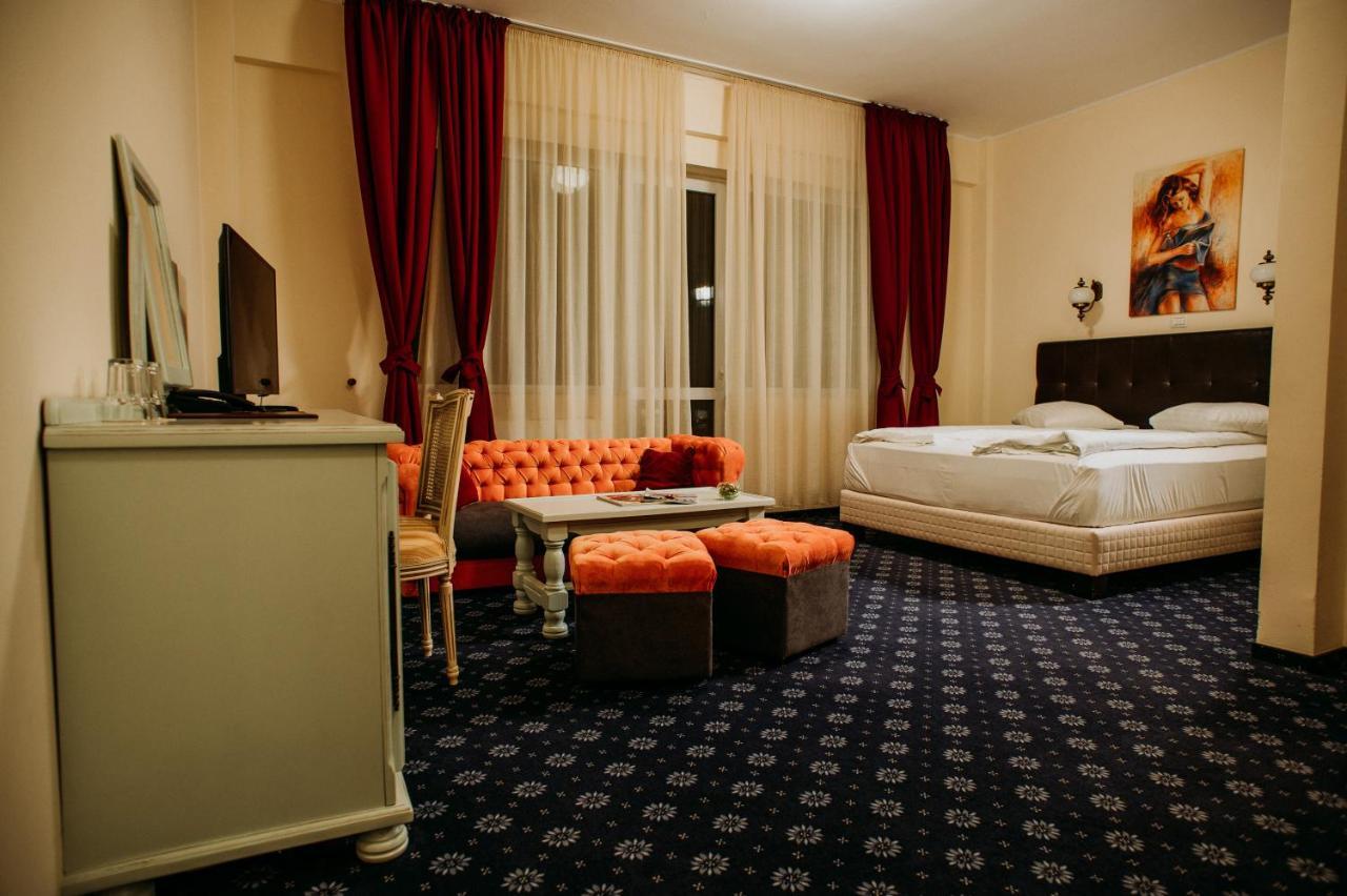 Hotel Coandi Arad Exterior foto