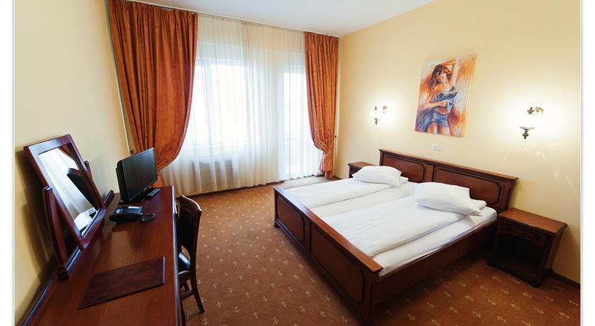 Hotel Coandi Arad Exterior foto