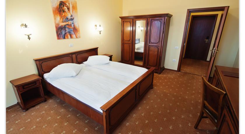 Hotel Coandi Arad Exterior foto