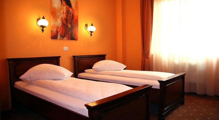 Hotel Coandi Arad Exterior foto