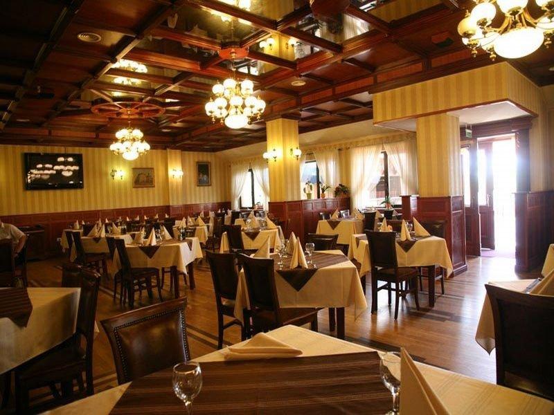 Hotel Coandi Arad Exterior foto